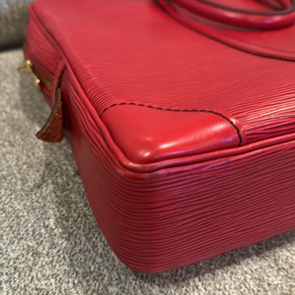 Louis Vuitton Porte-Documents
Voyage Bag - Picture 5 of 10